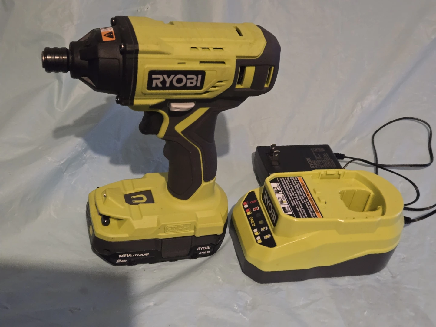 RYOBI P235AVN 18V Cordless Impact Driver With Battery&Charger