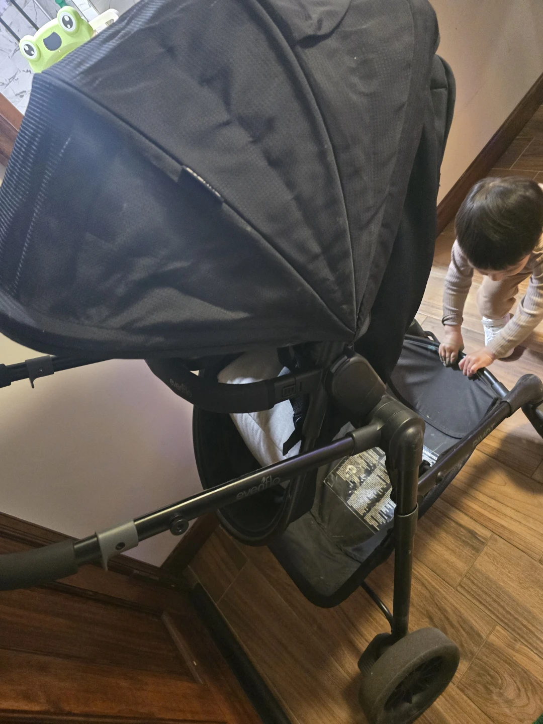 Evenflo Stroller - photo 2