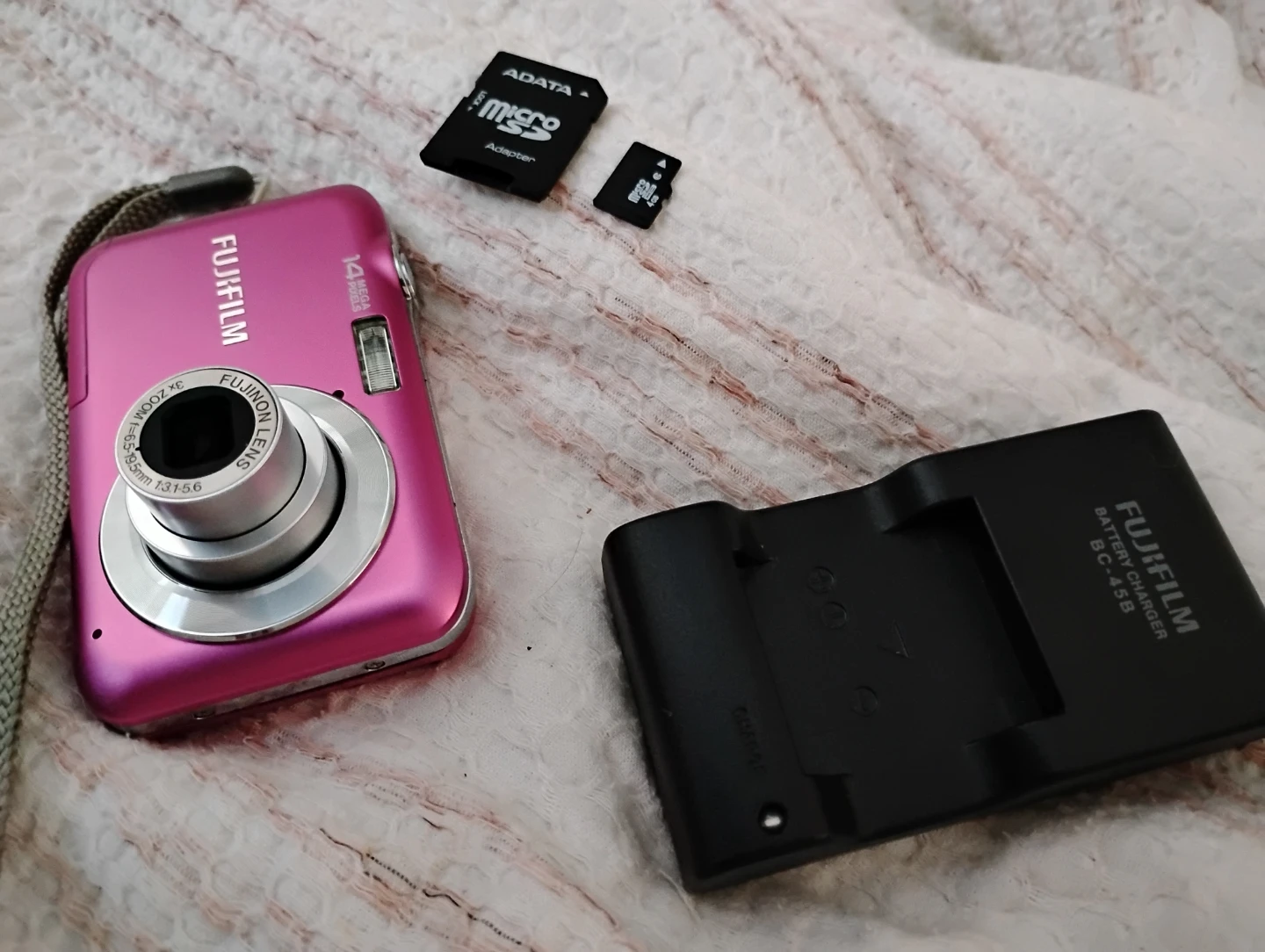 Fujifilm jv200 Pink Digital Camera - photo 4