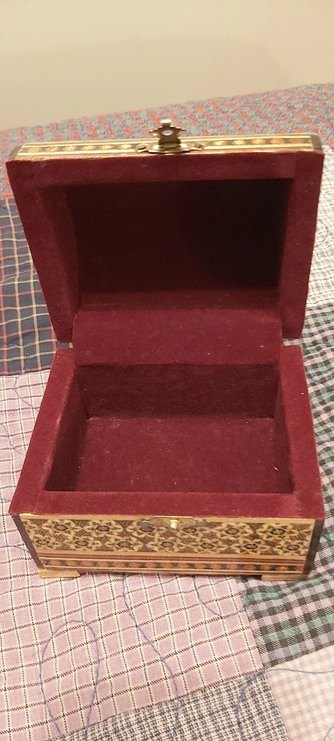 Decorative Inlaid Trinket Box - photo 2