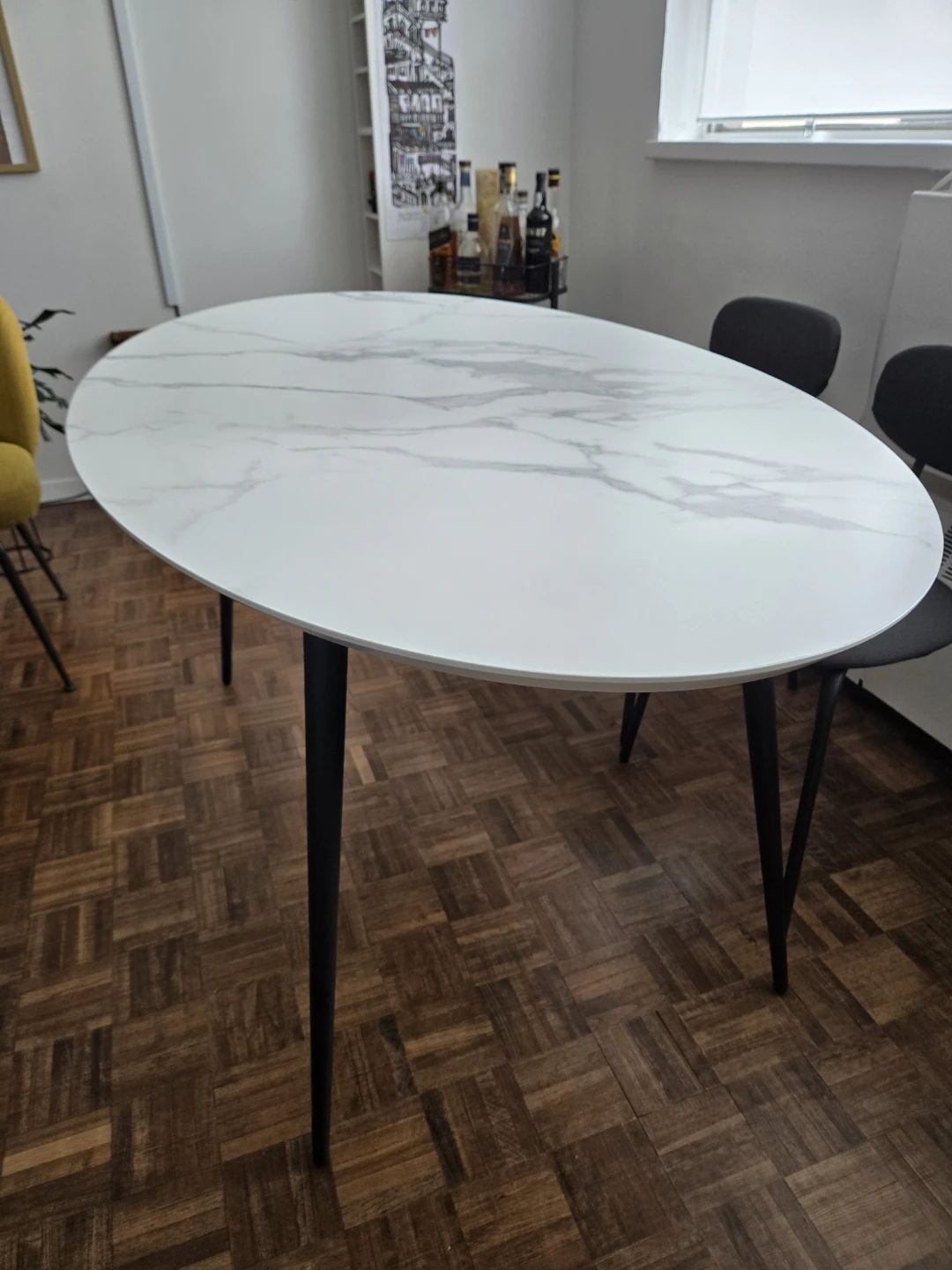 Oval Faux Marble Dining Table - Structube - photo 3