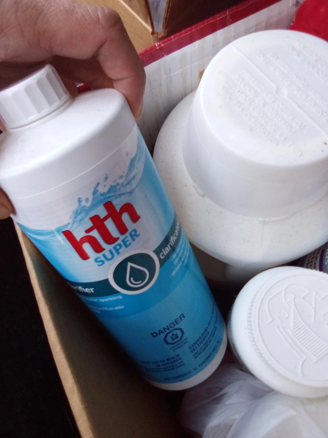 HTH Pool Chemicals & Aquarius Stabilized Chlorine Granules