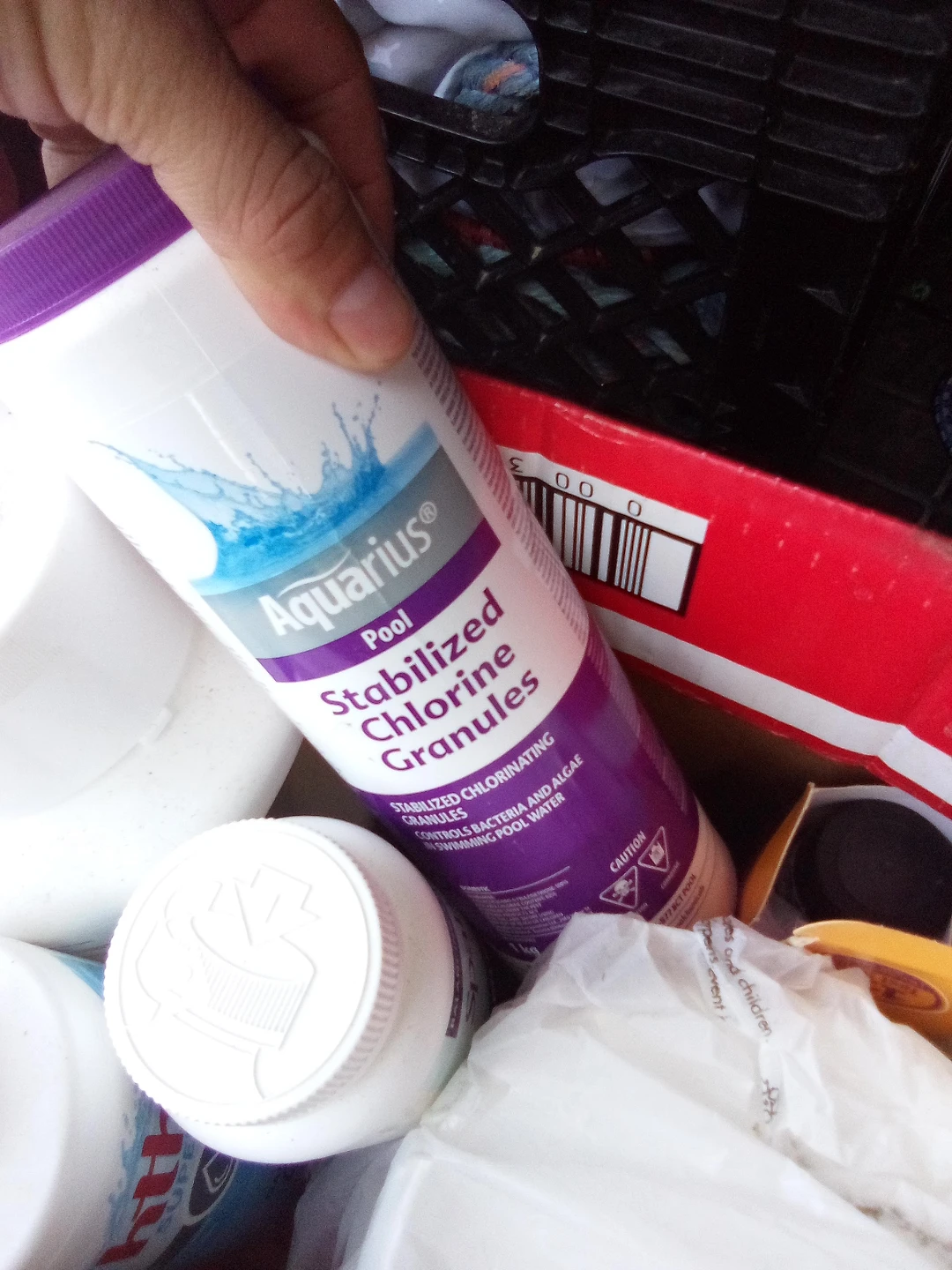 HTH Pool Chemicals & Aquarius Stabilized Chlorine Granules - photo 3