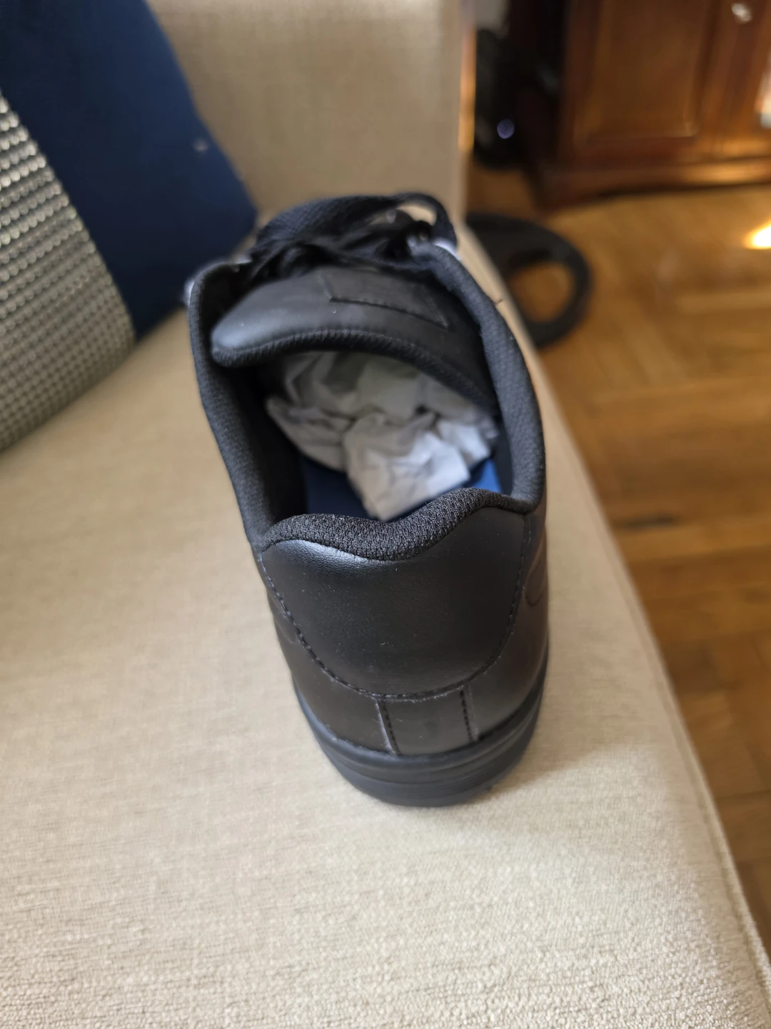 K-Swiss Black Court Style Sneakers - photo 2