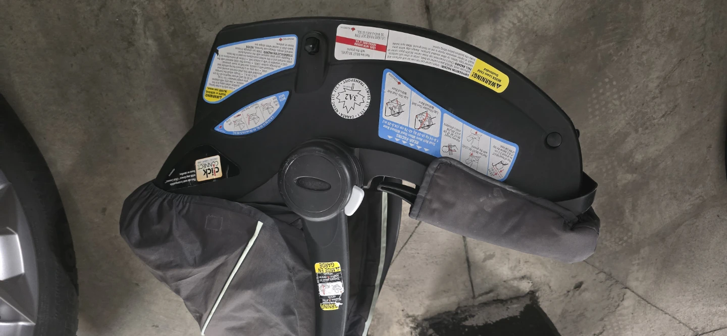 Graco infant car seat - photo 2