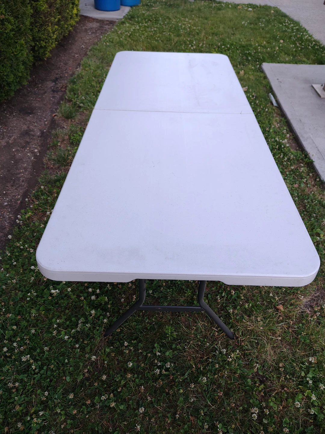 6' Folding Table-Lifetime brand - photo 2