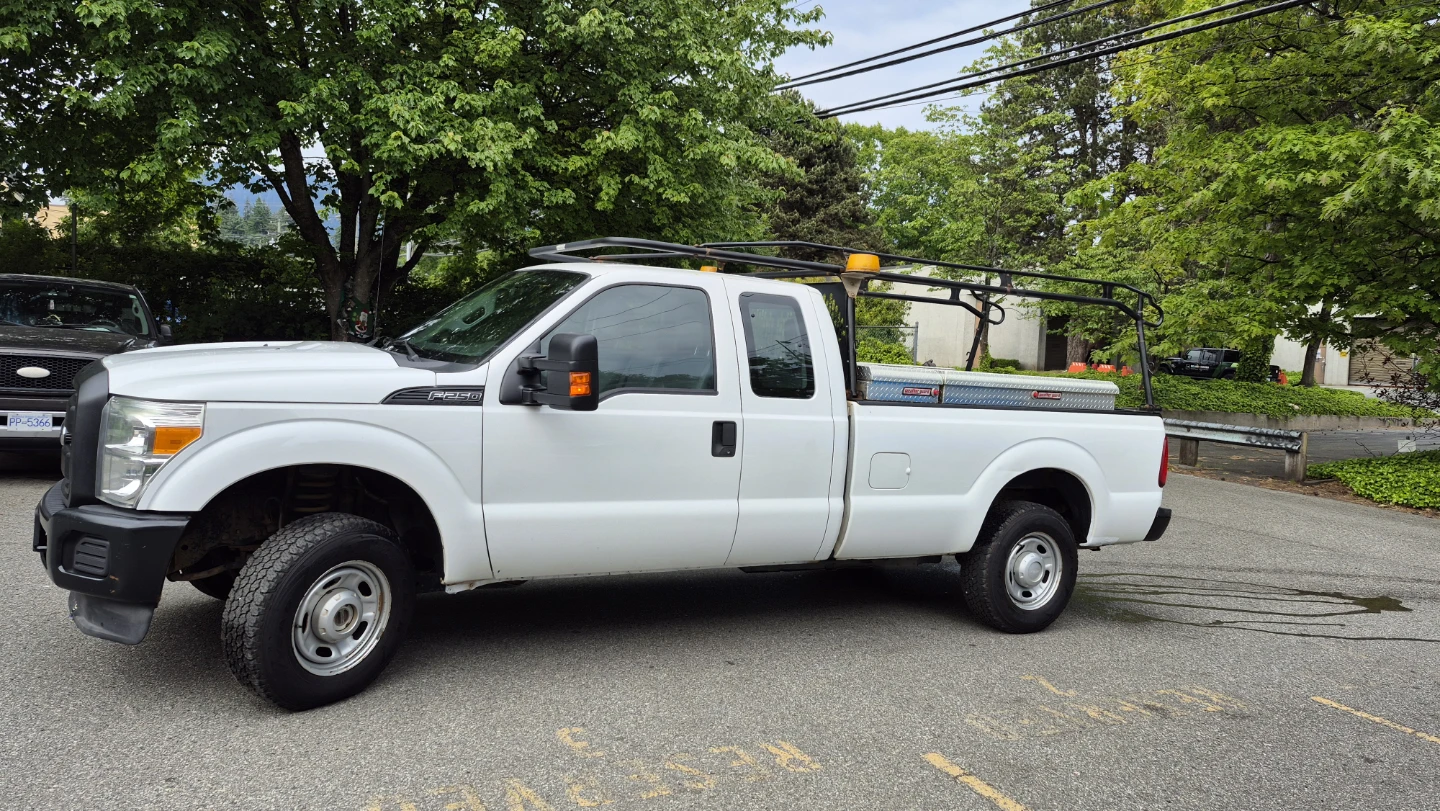 Ford F-Series Super Duty Pickup Truck - photo 3