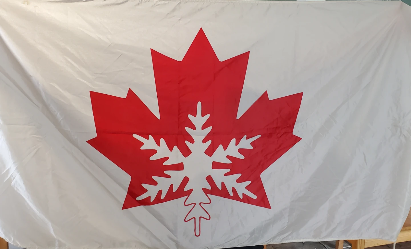 Canadiana Flag Set - photo 2