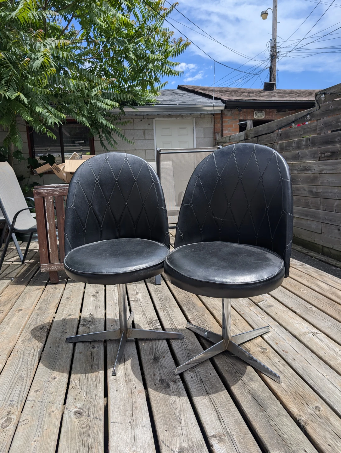 Pair of Black Swivel Chairs - photo 2