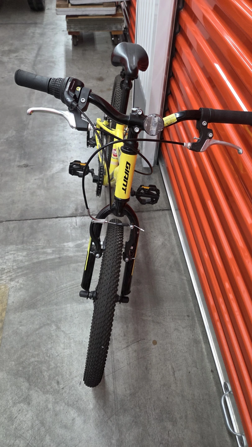 Giant Kids Bike Yellow - photo 2