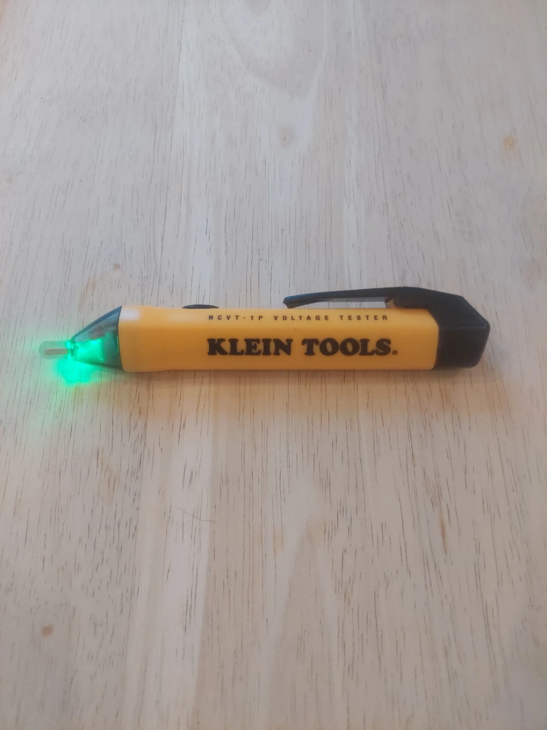 Klein Tools NCVT-1P Voltage Tester - photo 2