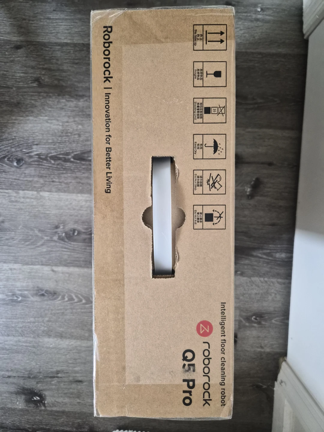Roborock Q5 Pro **Brand New (Sealed)*** - photo 2