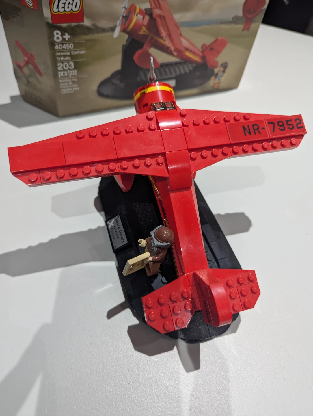 LEGO Amelia Earhart Tribute - photo 3