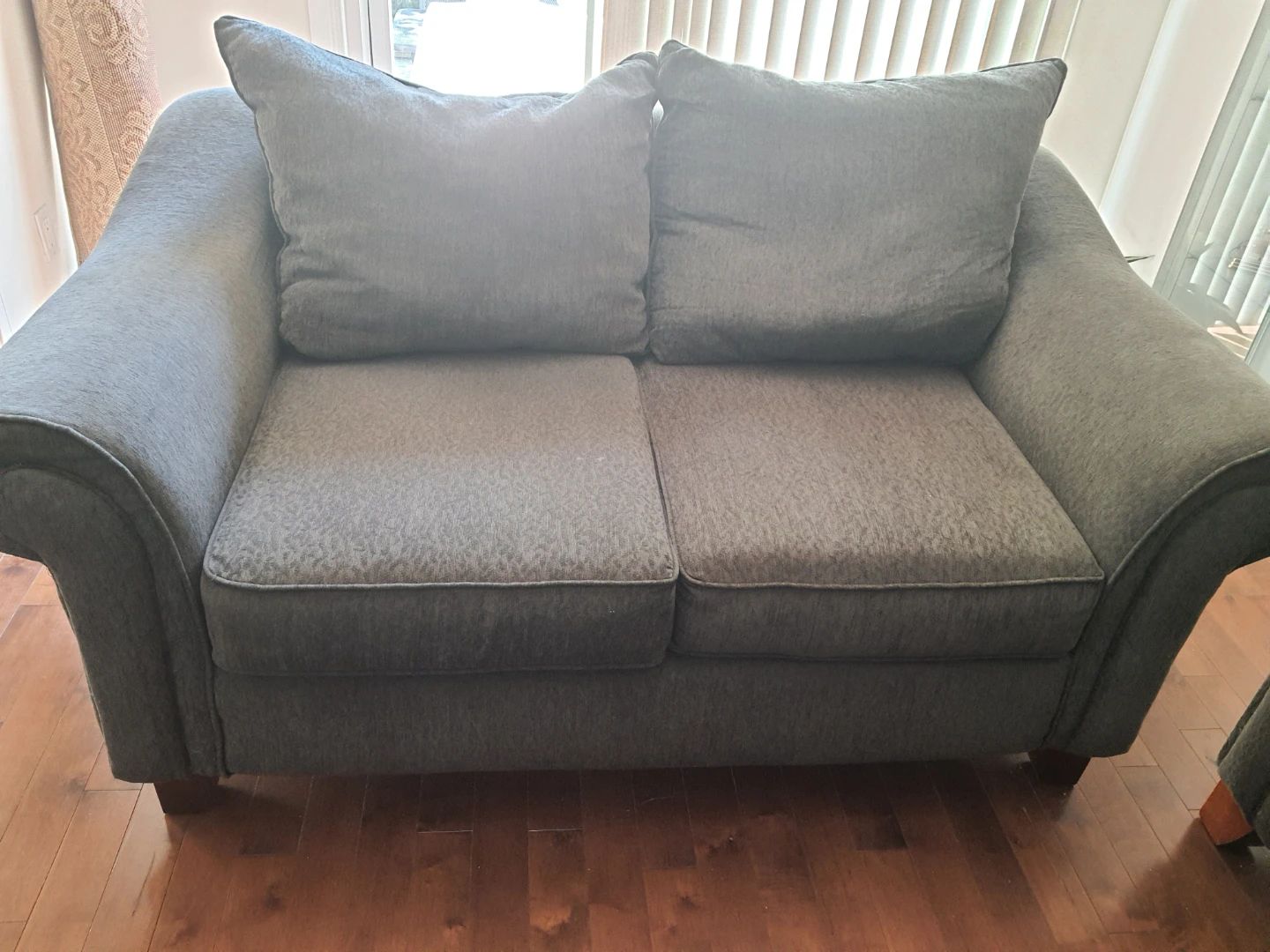 Sofa For Sale (Brick)