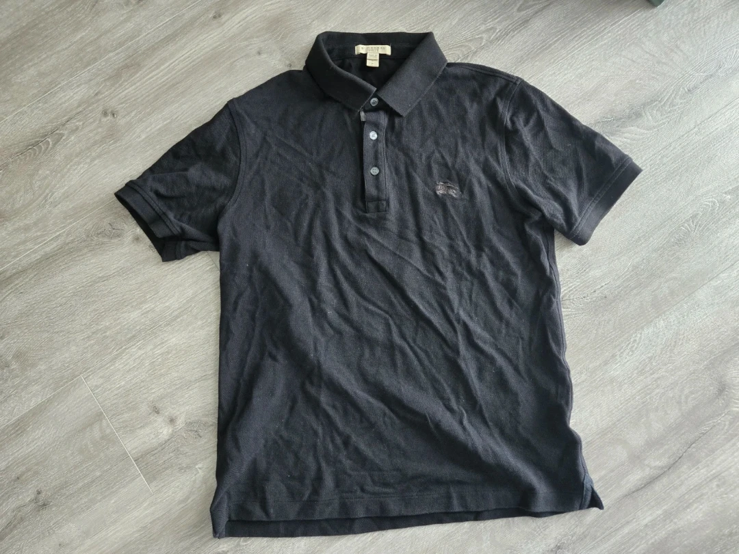 Burberry Men's Polo Shirt – Size Small – $10