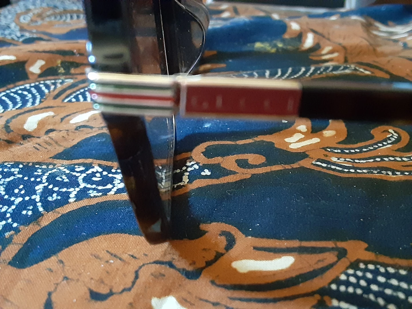 Gucci Sunglasses - photo 2
