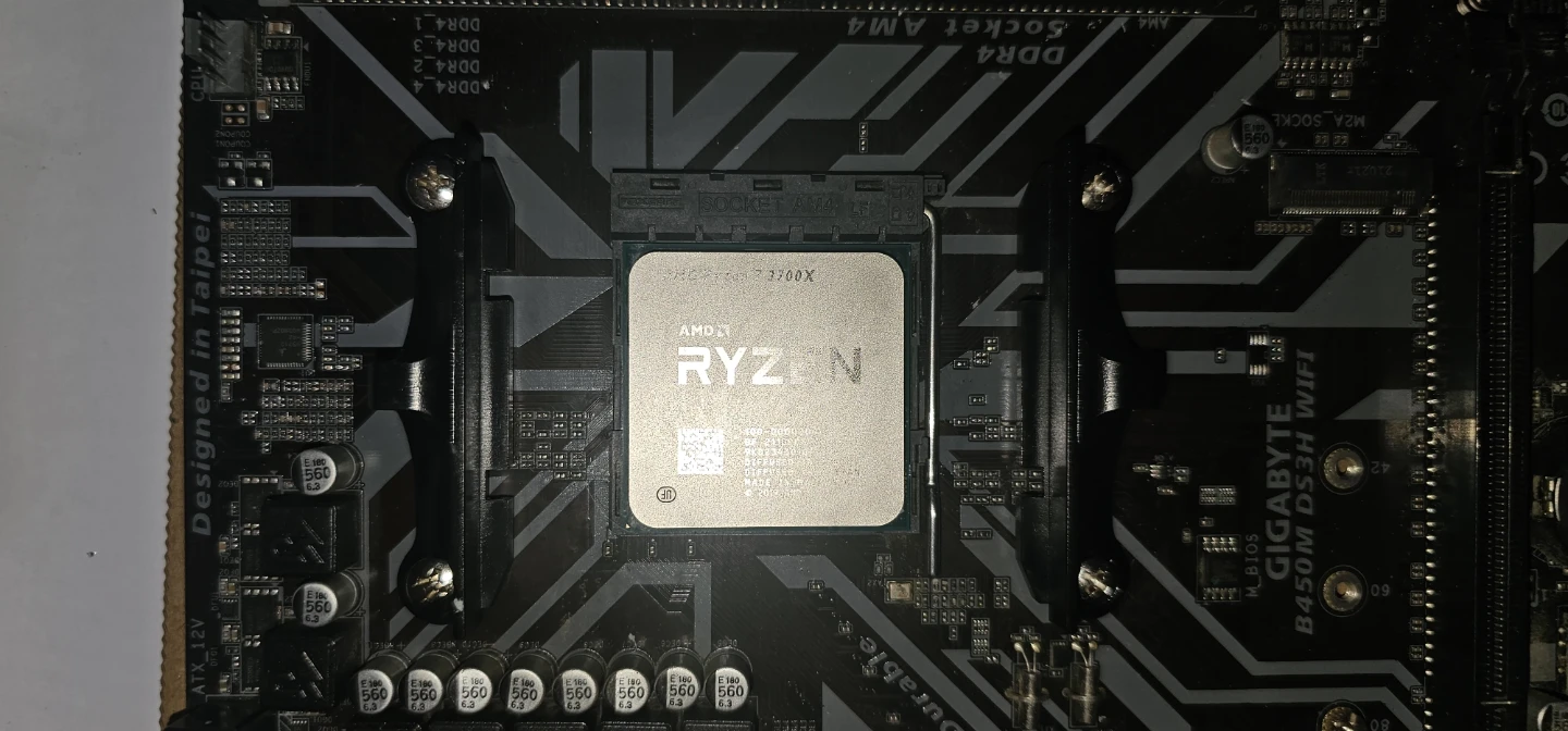 AMD Ryzen 7 3700X Processor - photo 2