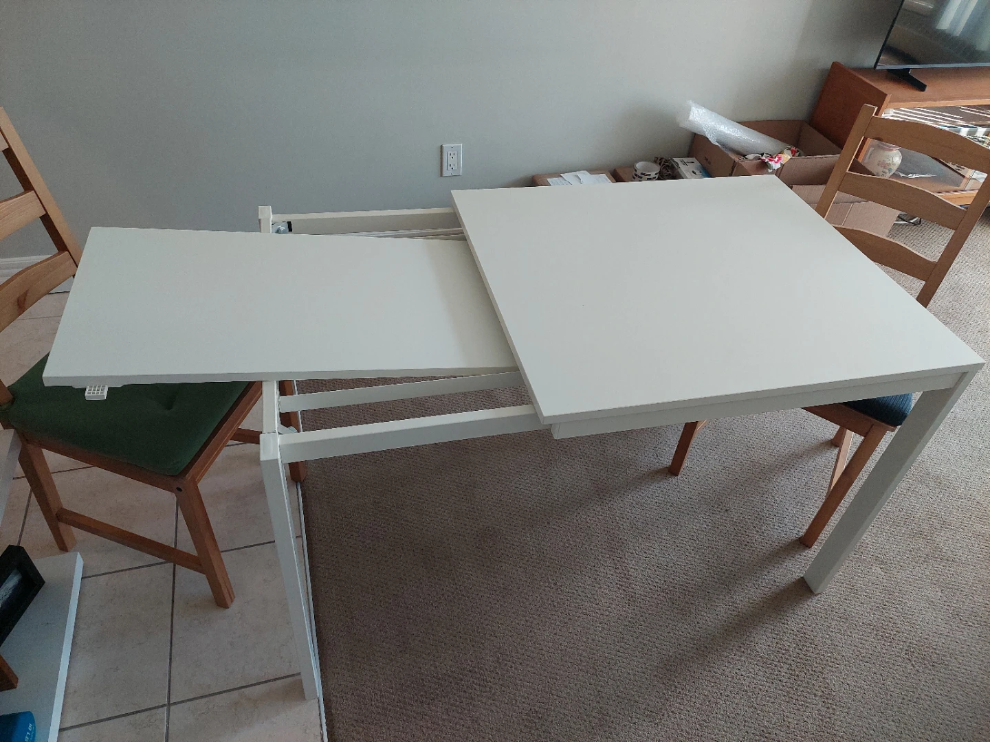 Dining table & 4 Pine Chairs - photo 2