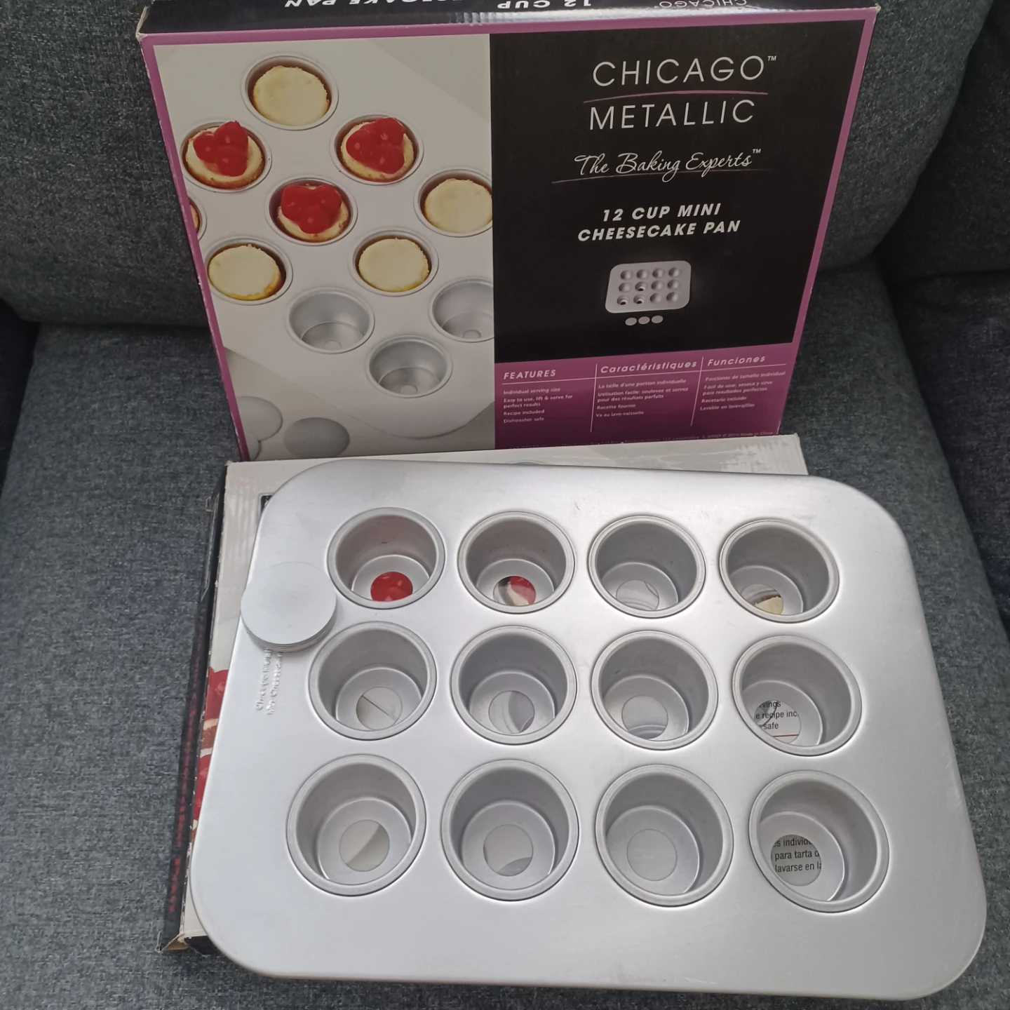 Two Chicago Metallic 12 Cup Mini Cheesecake Pans