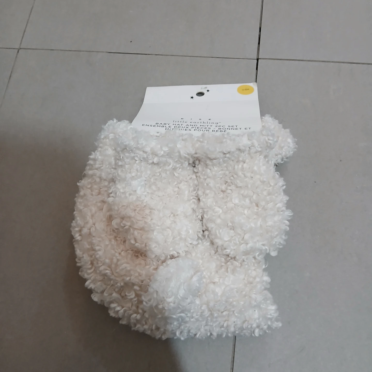 ⚽ Little Earthling Baby Hat and Mitt 2-Piece Set