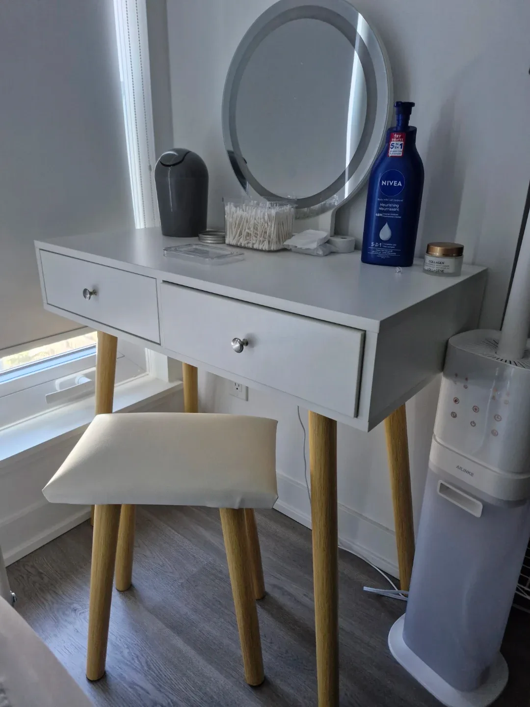 Soges Vanity Table Set with Stool - White - photo 2