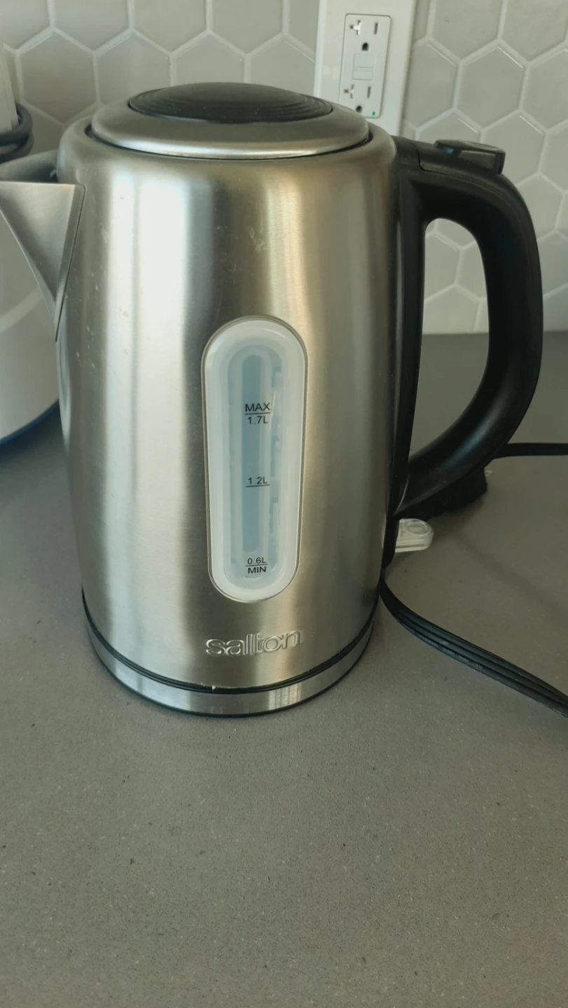 Salton Stainless Steel Electric Kettle
