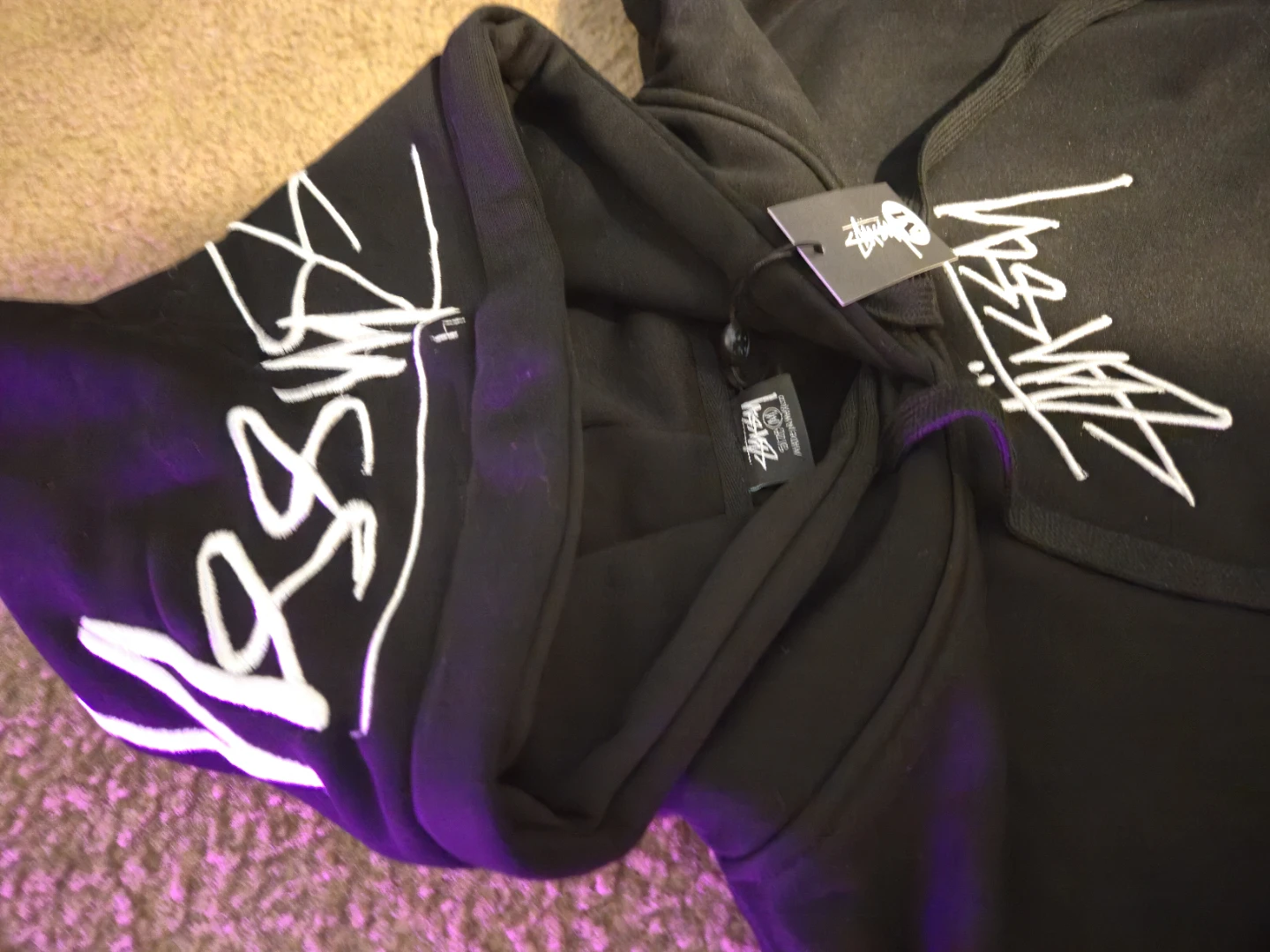 Stüssy Black Hoodie - Size M - photo 3