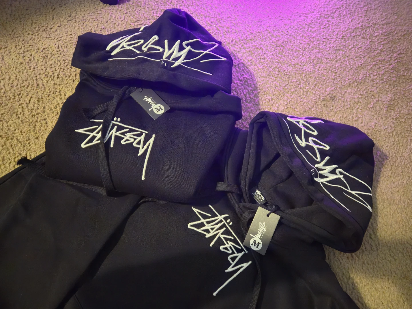 Stüssy Black Hoodie - Size M - photo 4