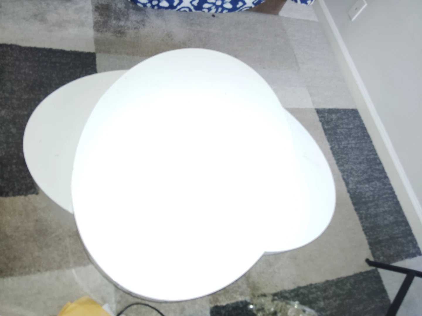 White Modern Nesting Coffee Table Set