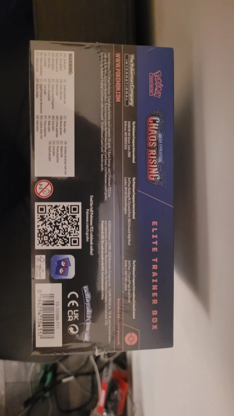 Pokemon Chaos Rising ETB - photo 5