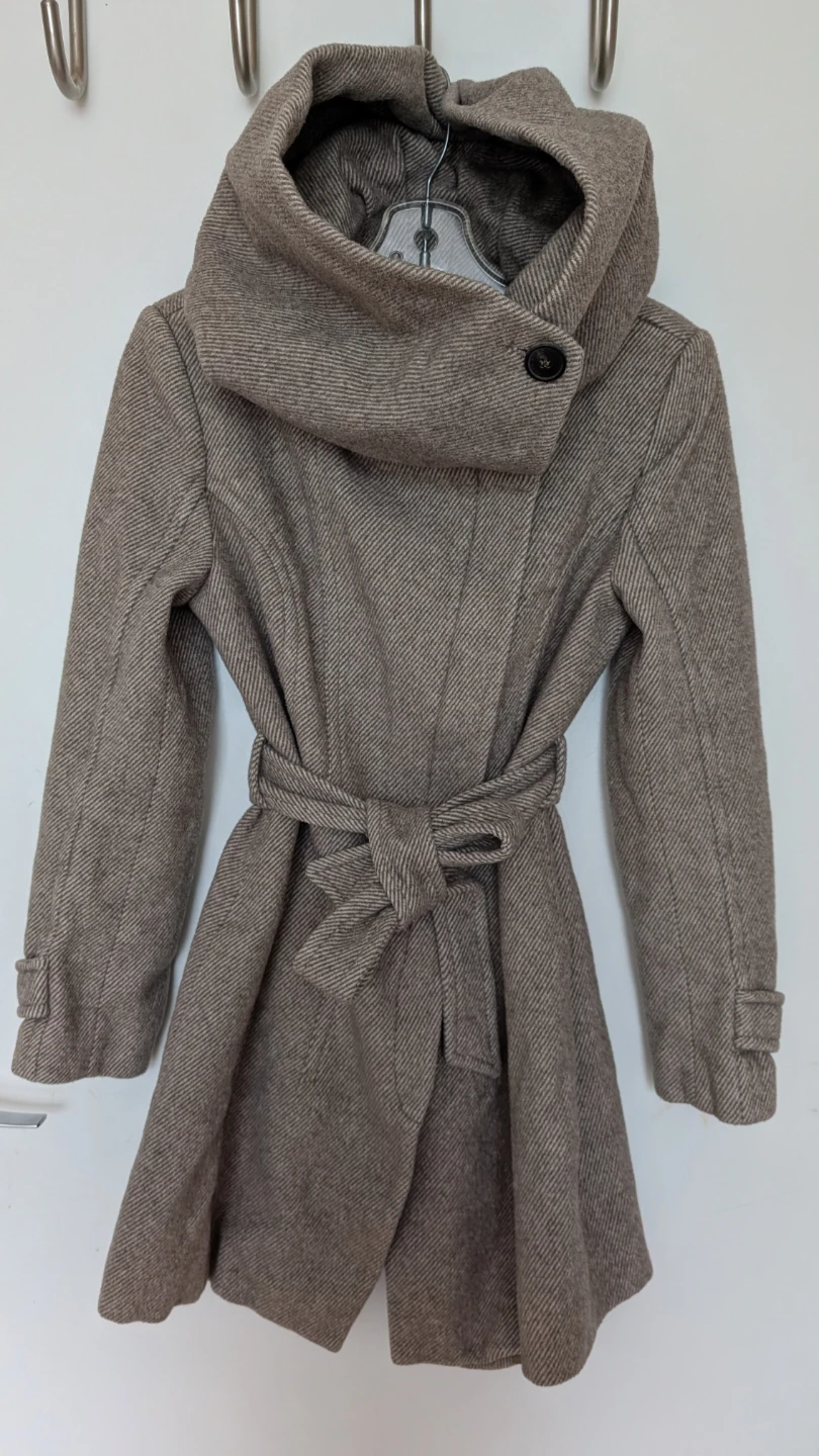Cozy & classy Wool Tweed jacket with hoodie/ neck shawl