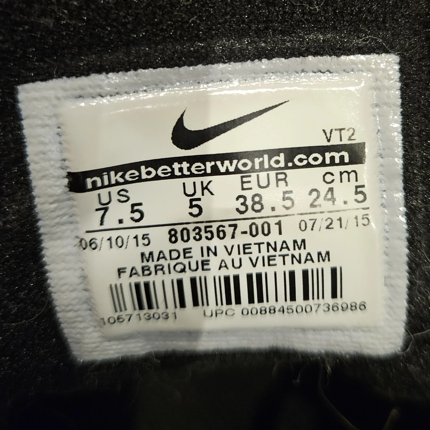 Nike Reflective Runners - photo 3
