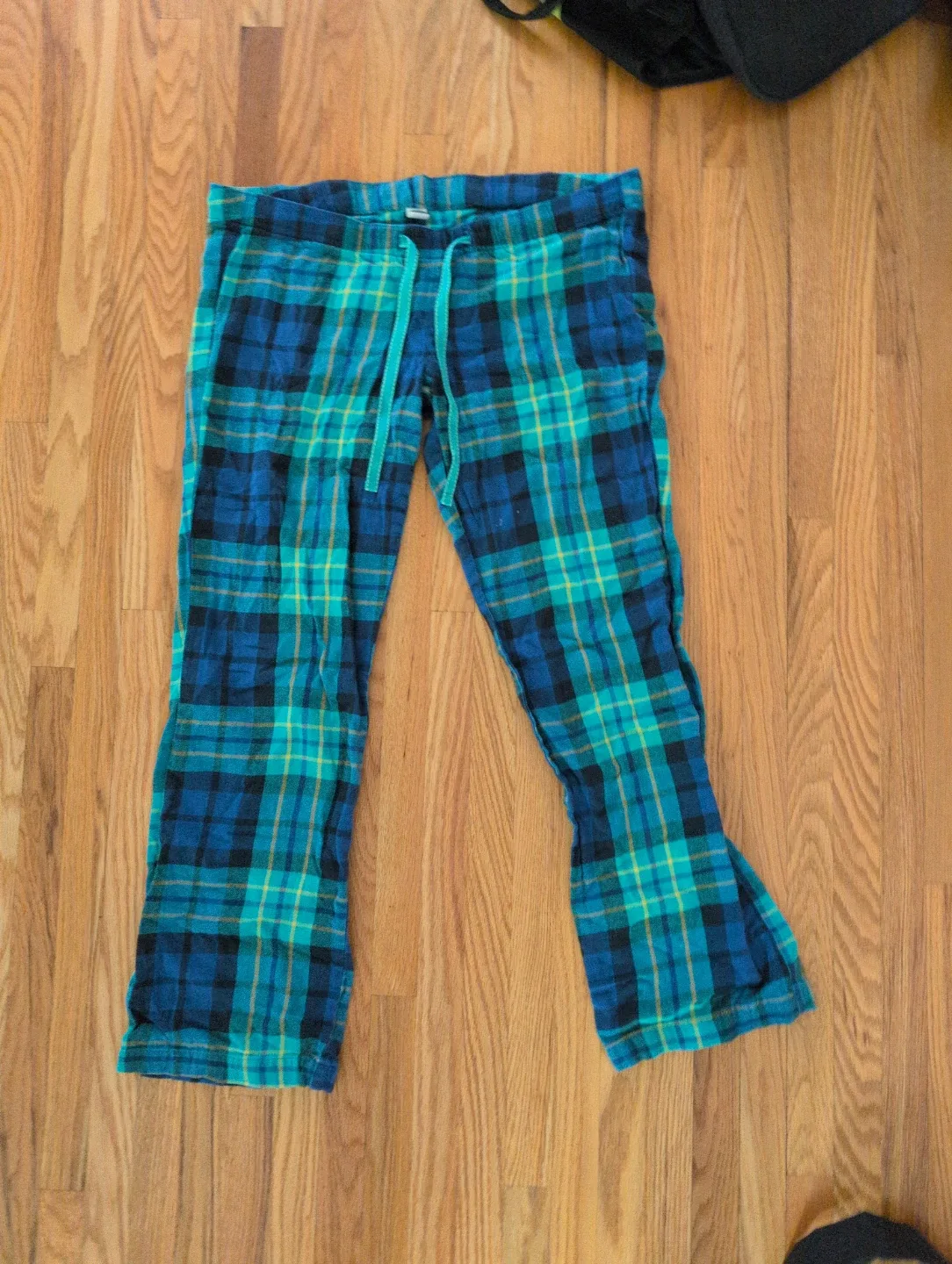 Blue and Green Plaid Pajama Pants ⚽