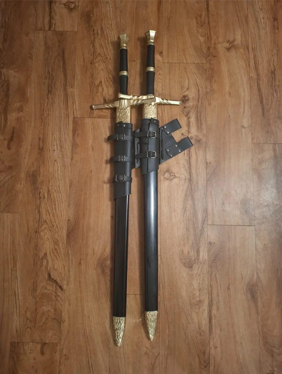 Costume Toy Witcher Swords and Leather Sword Belt - photo 5