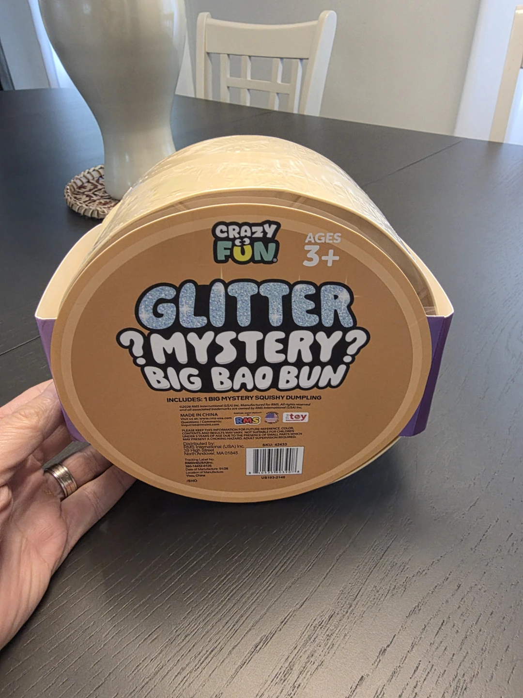 Crazy Fun Glitter Mystery Big Bao Bun Toy - photo 2
