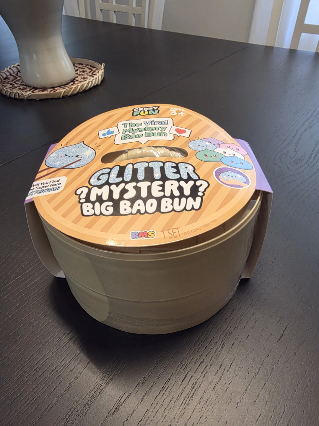 Crazy Fun Glitter Mystery Big Bao Bun Toy - photo 3