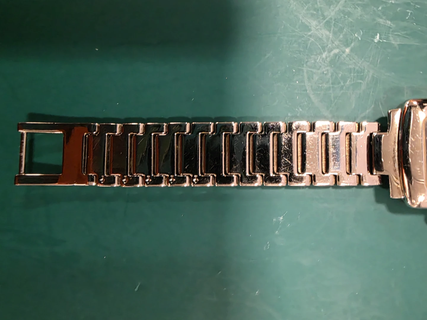 Vintage Liz Claiborne Women's Quartz Black Dial Silver Tone - photo 3
