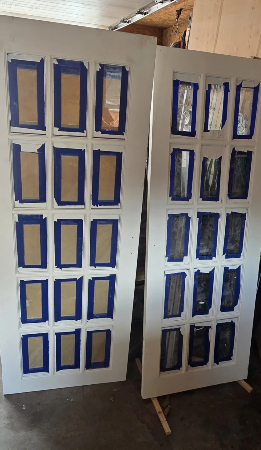 ⚽Two Interior Doors with Glass Panes
