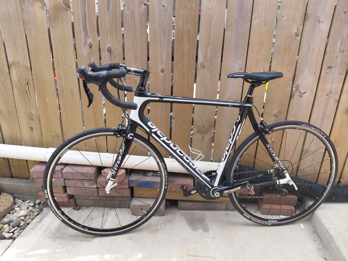 Cannondale Synapse Road Bike - photo 2