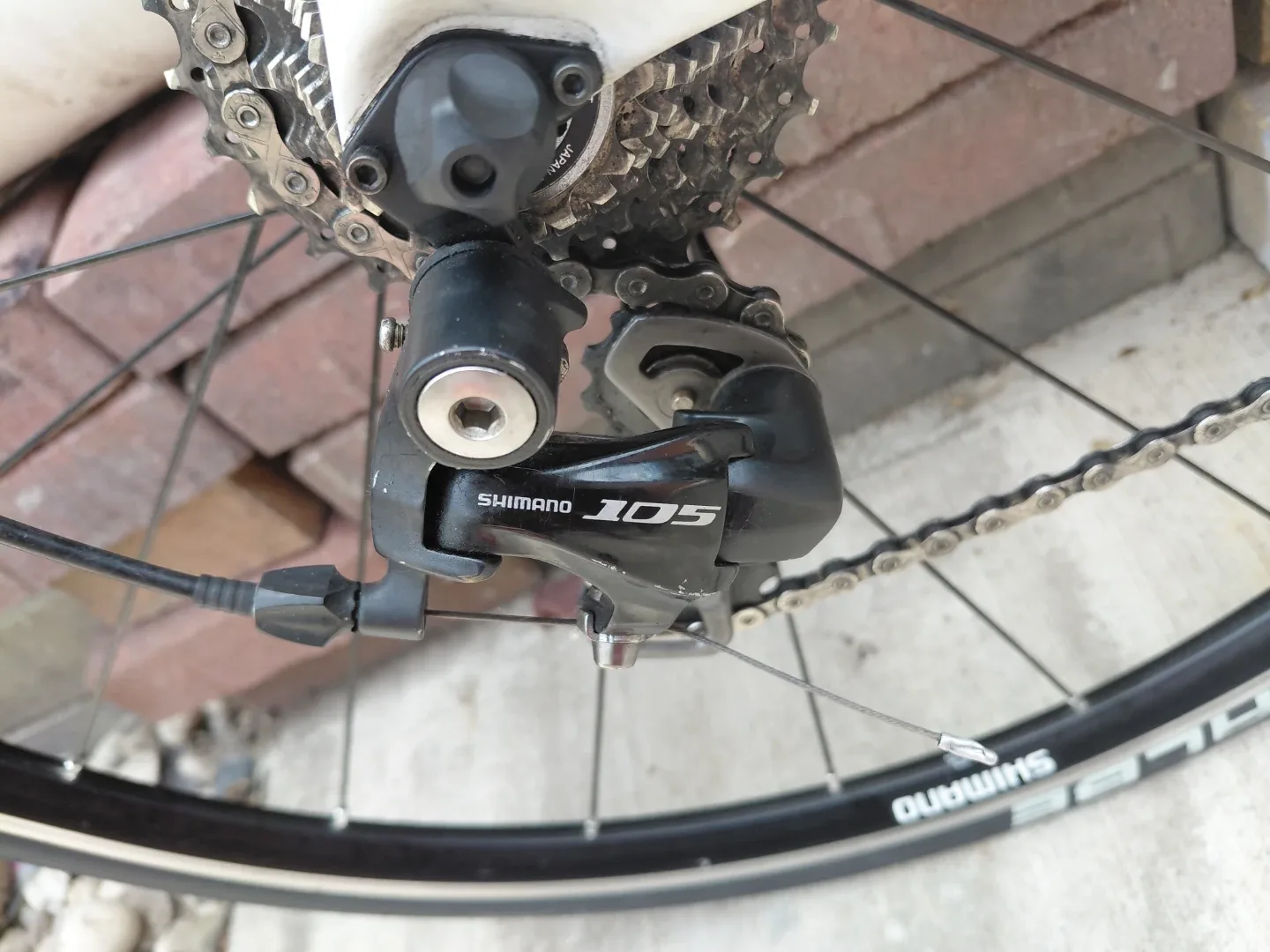 Cannondale Synapse Road Bike - photo 4