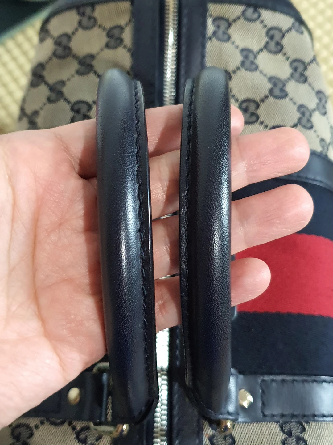 GUCCI Boston Bag with long strap - photo 3