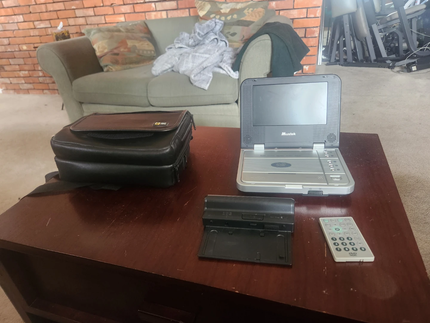 Mustek Portable DVD Player with Remote and Case