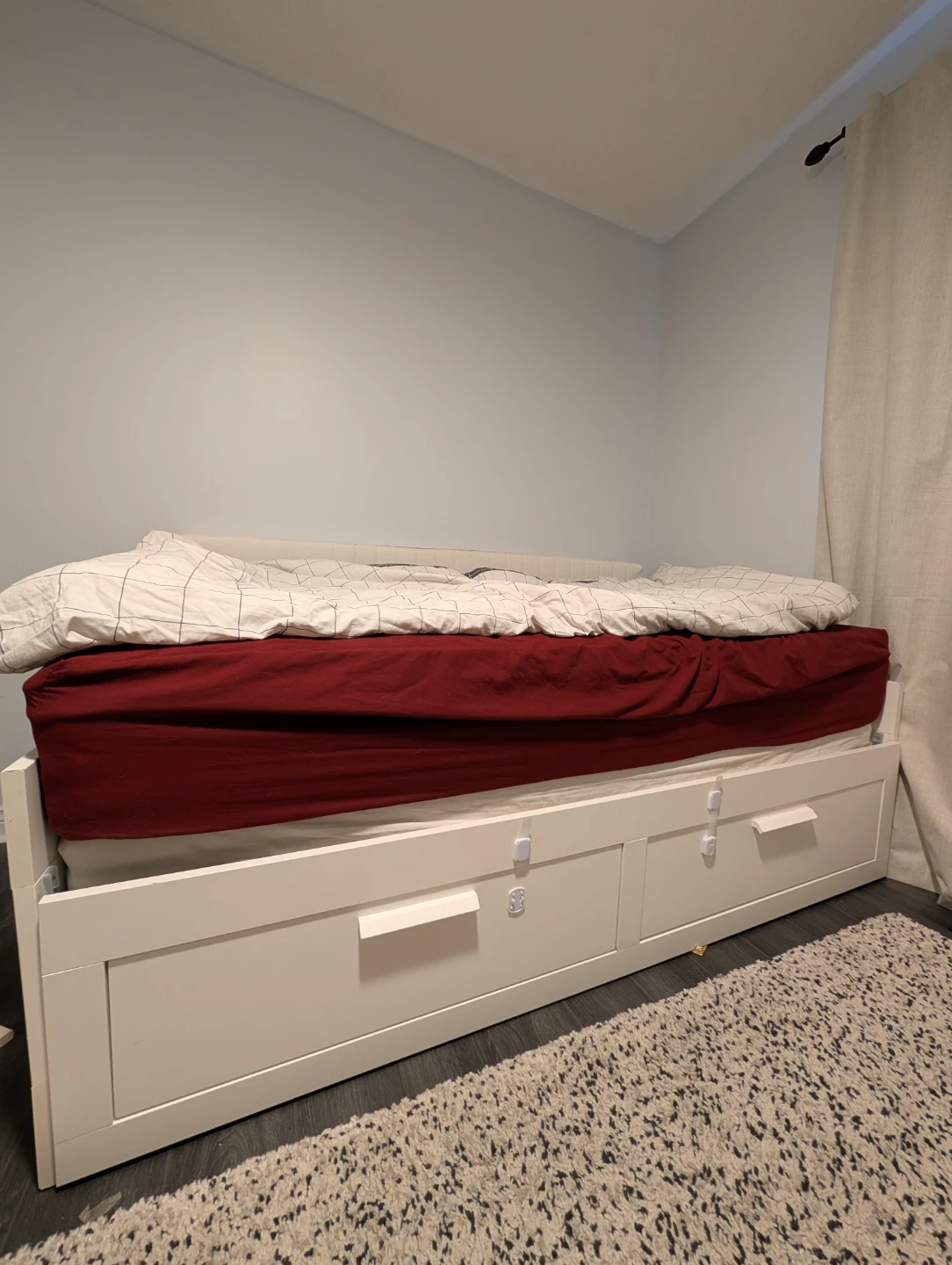 Brimnea Ikea day bed - photo 2