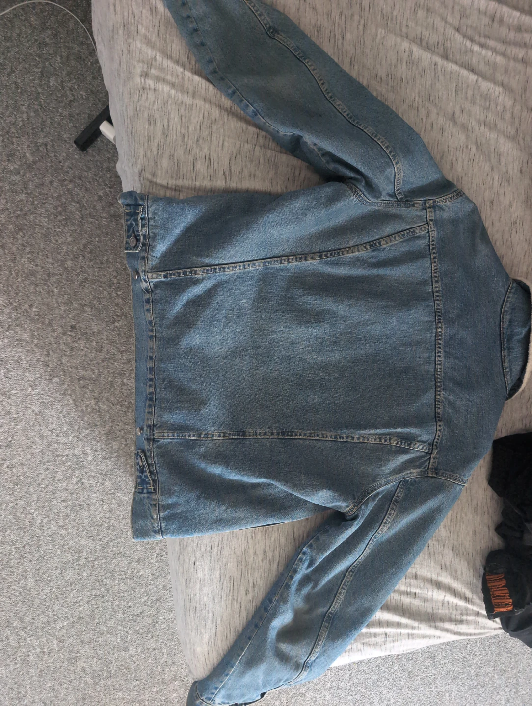 L.O.G.G. by H&M Sherpa Lined Denim Jacket - photo 2