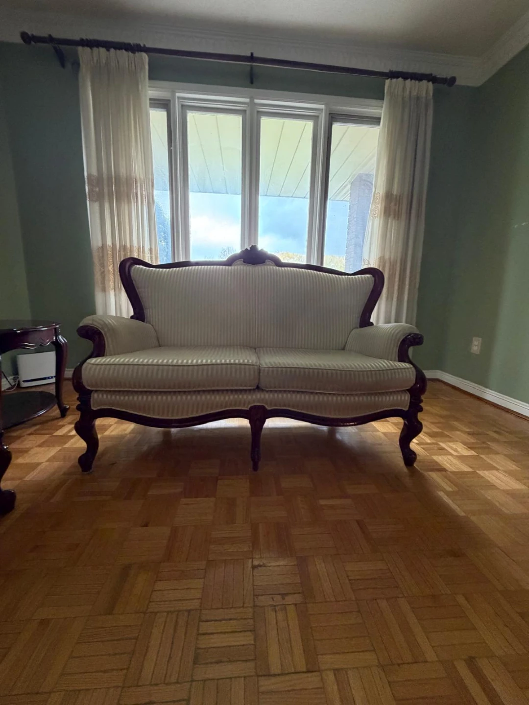 Vintage Loveseat Sofa - photo 3