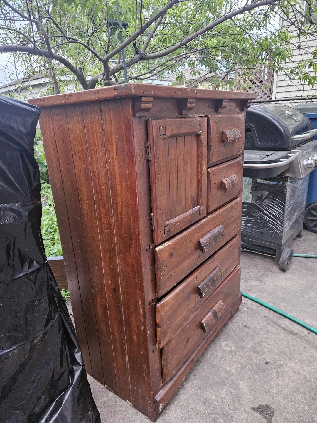 Free Vintage Wooden Chest of Drawers - photo 3