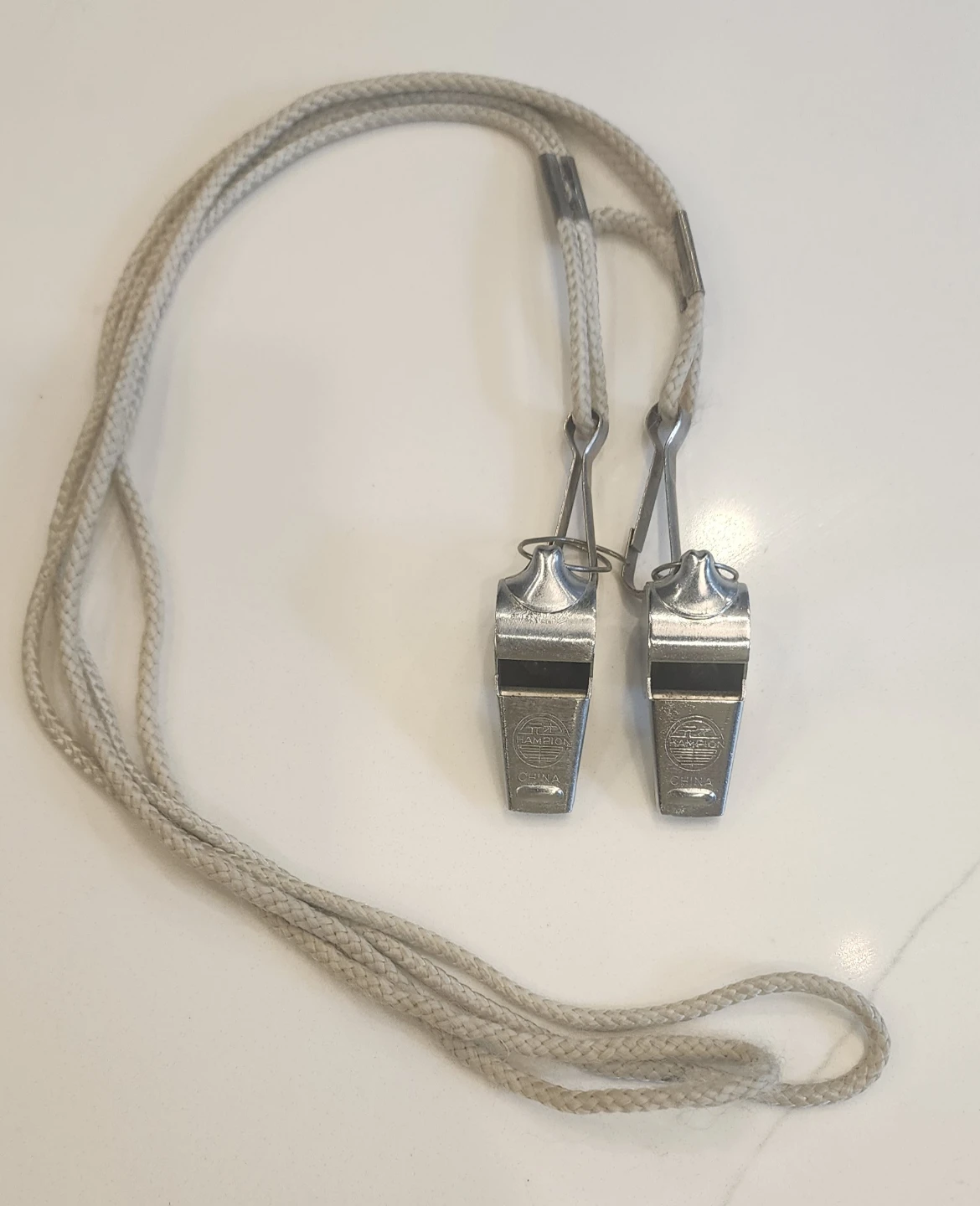 Pair of Vintage Hampion Metal Whistles - (Classic Pea & Pealess) - photo 2