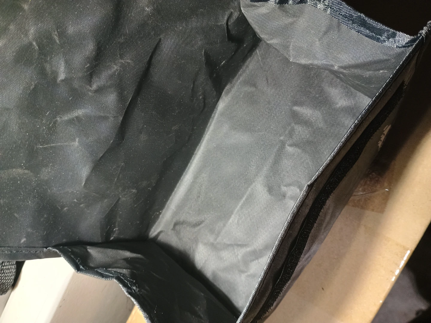 Corsair Black Pouch Bag - photo 2