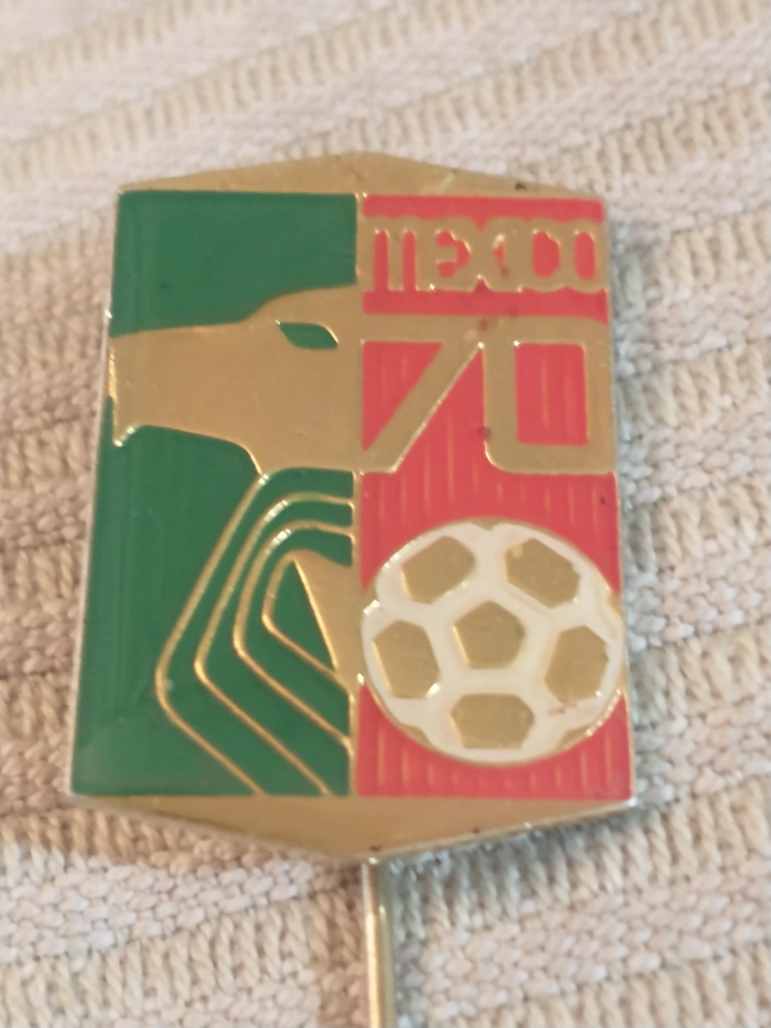 Nice Mexico 70 World Cup Pin