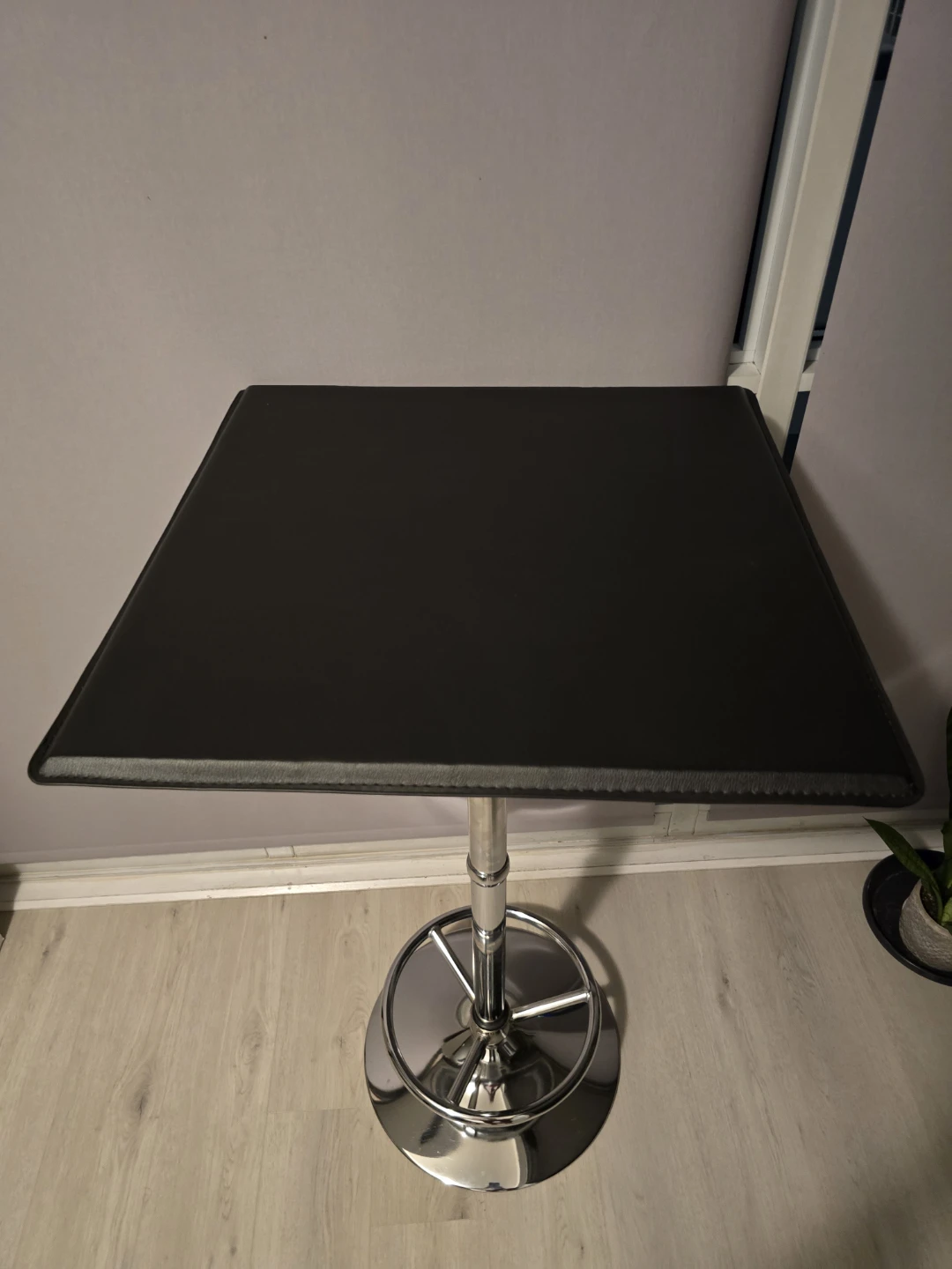 Adjustable Black Bar Table - photo 2